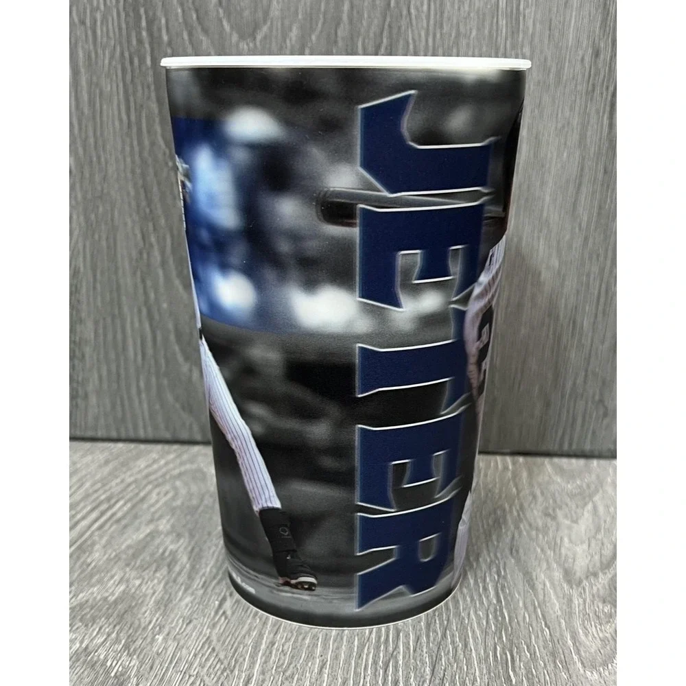 Derek Jeter New York Yankees Collector Lenticular Cup #2 MLB Baseball 2014